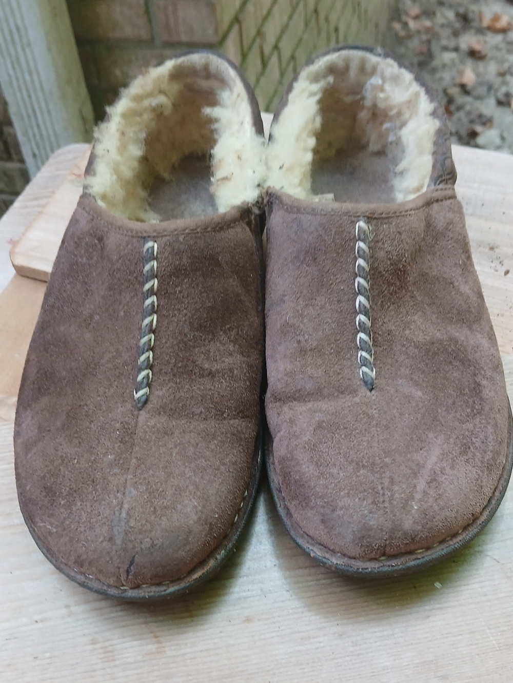 Women's Brown Suede Slip-On Slippers with Cozy Shearling Lining, Sz.9